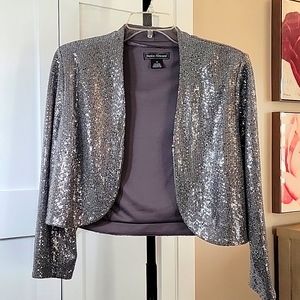 Jessica Howard Woman's Three Quarter Sleeve Silver Seqins Bolero Jacket Blazer